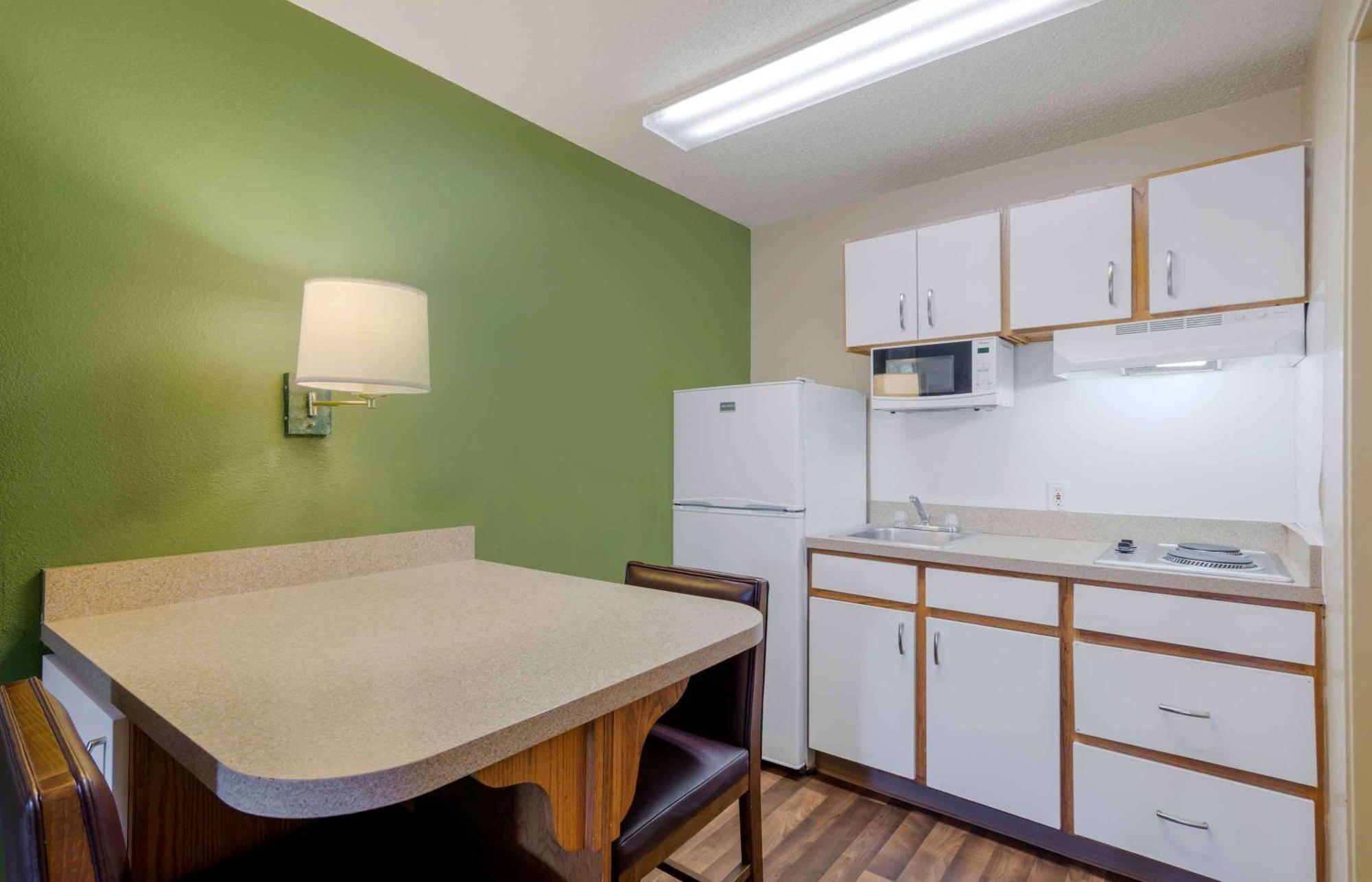 Extended Stay America Select Suites - Atlanta - Cumberland Mall Smyrna Eksteriør billede