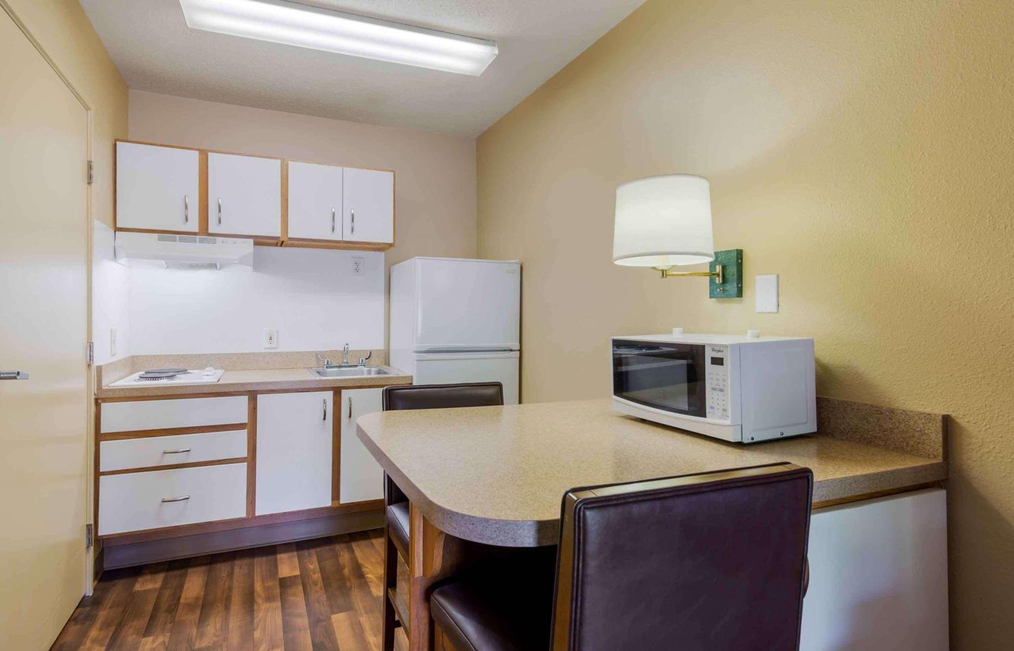 Extended Stay America Select Suites - Atlanta - Cumberland Mall Smyrna Eksteriør billede