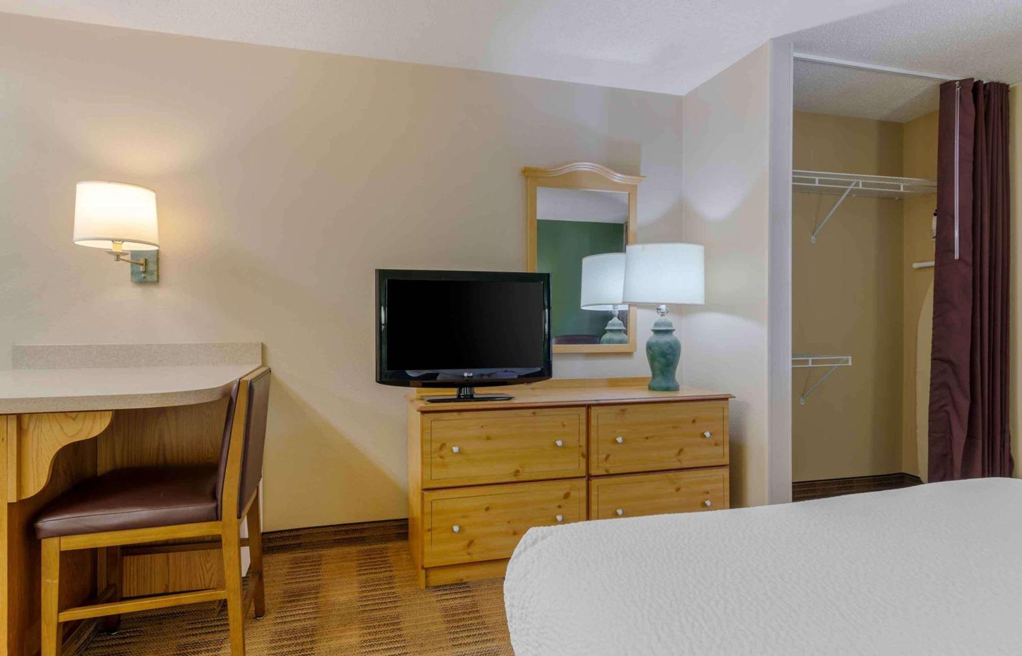 Extended Stay America Select Suites - Atlanta - Cumberland Mall Smyrna Eksteriør billede